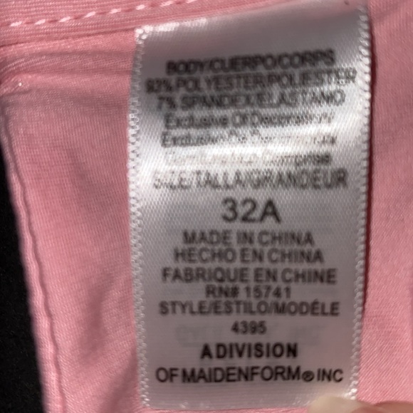 32A NWT Front Close Racerback Soft Bra, Lace Edge Adj Straps No Underwire Boning - Picture 5 of 10